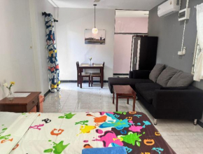Studio with aircon n kitchen